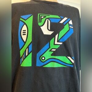 Casual Industries Black Graphic T-Shirt XL Tribal 12 Blue Green White PNW Tee